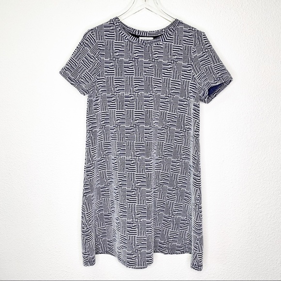 Zara Dresses & Skirts - Zara Short Sleeve A Line Dress